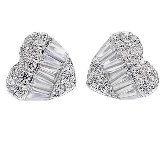 Jewelry - Silver Heart Diamond Stud Earrings.